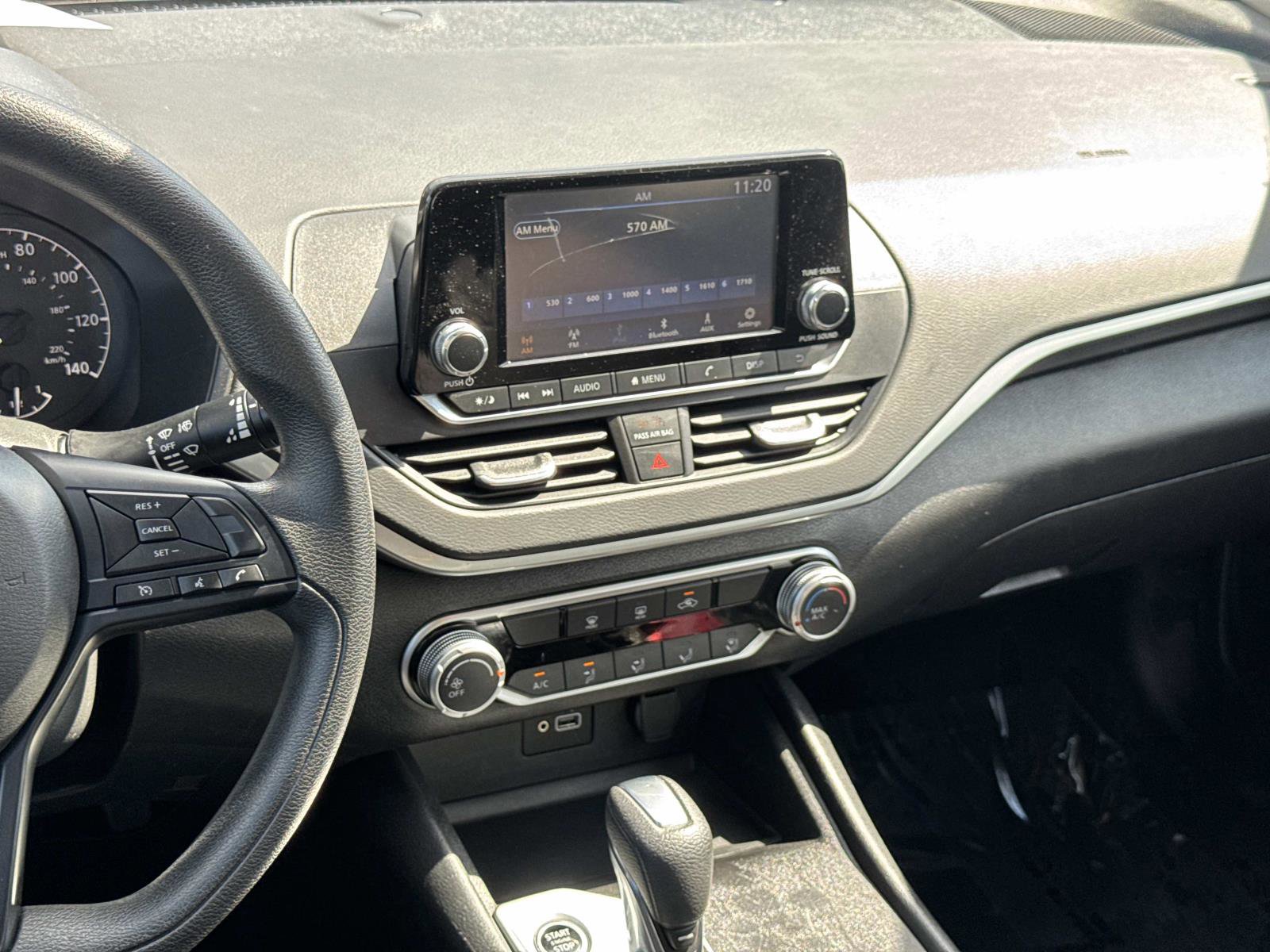 Used 2024 Nissan Altima 2.5 S image 9