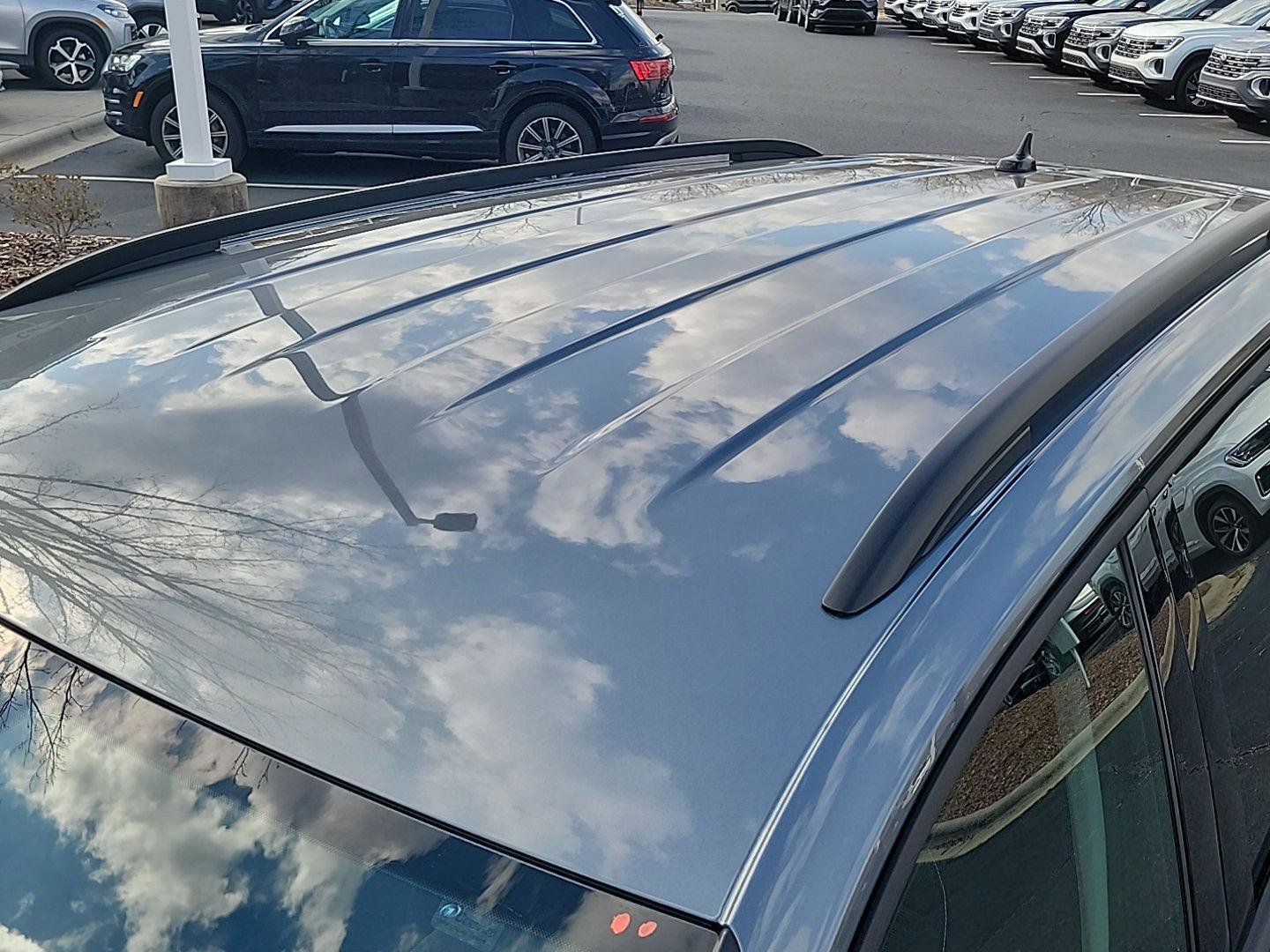 Certified 2024 Volkswagen Tiguan S image 15