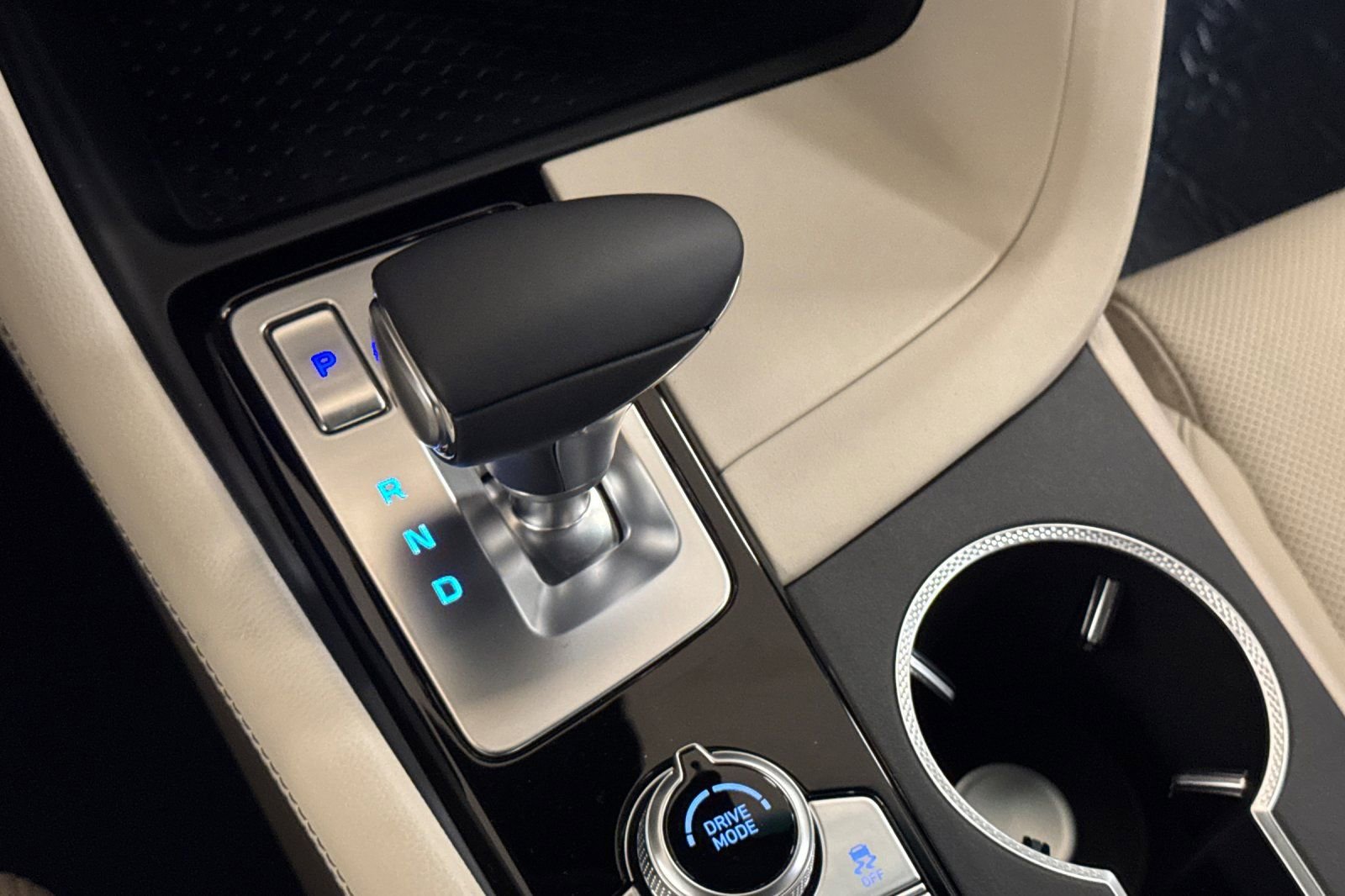 New 2026 Genesis G70 2.5T RWD image 21