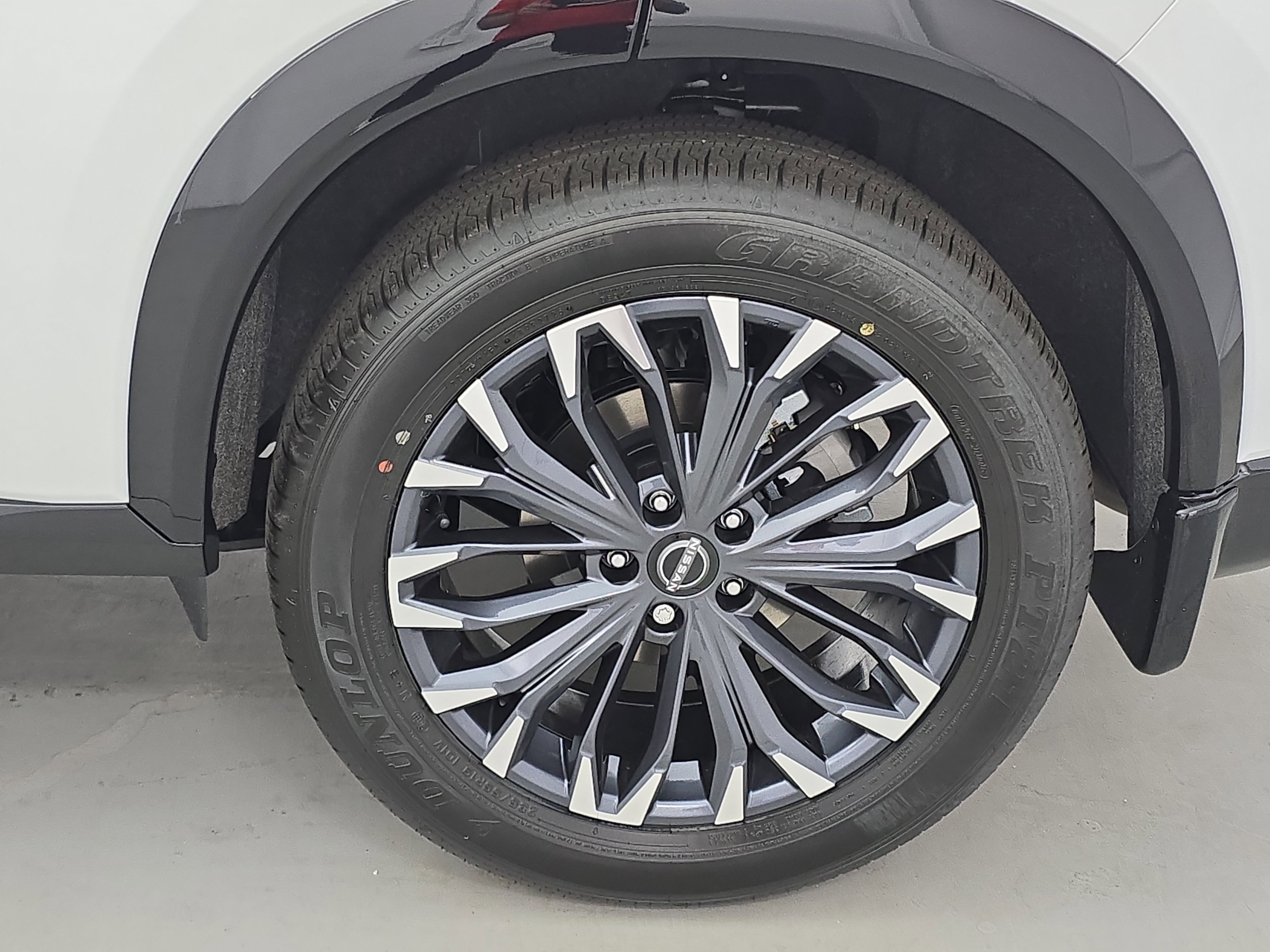 New 2026 Nissan Rogue Platinum image 34