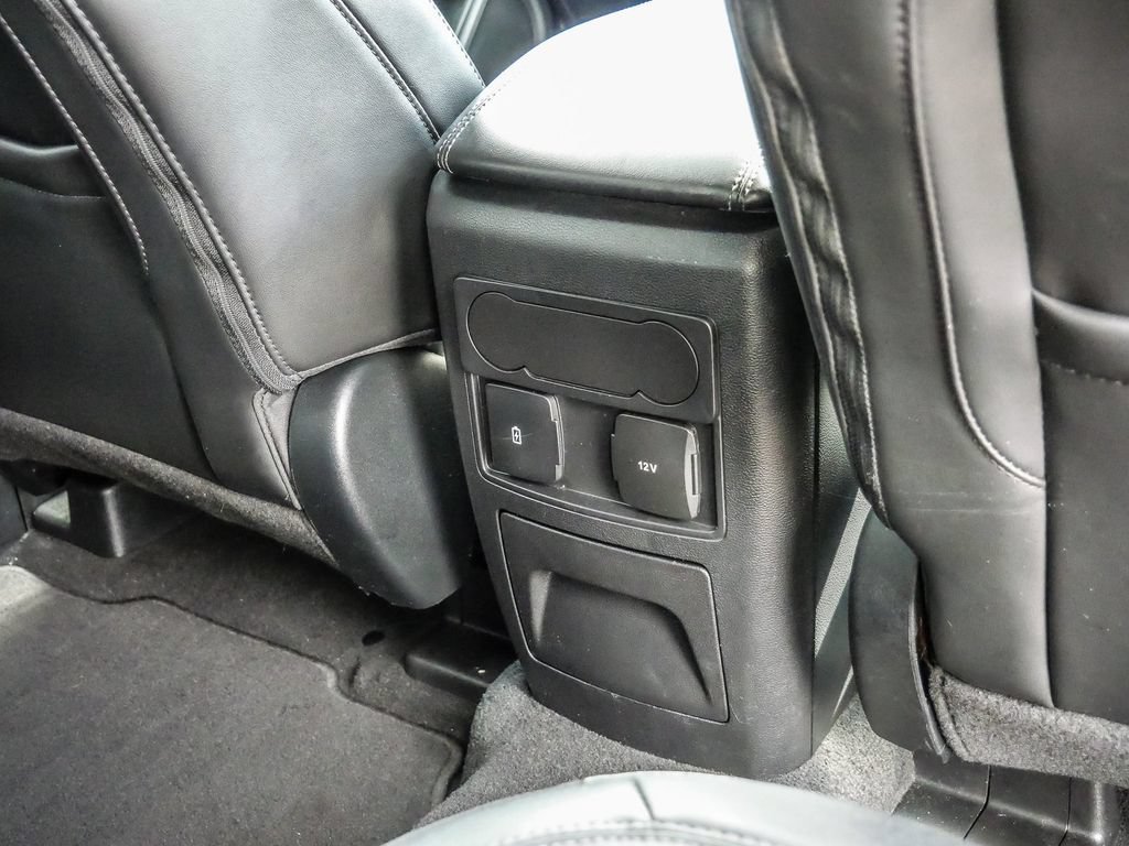 Used 2022 Ford Explorer XLT w/ Equipment Group 202A RWD image 24