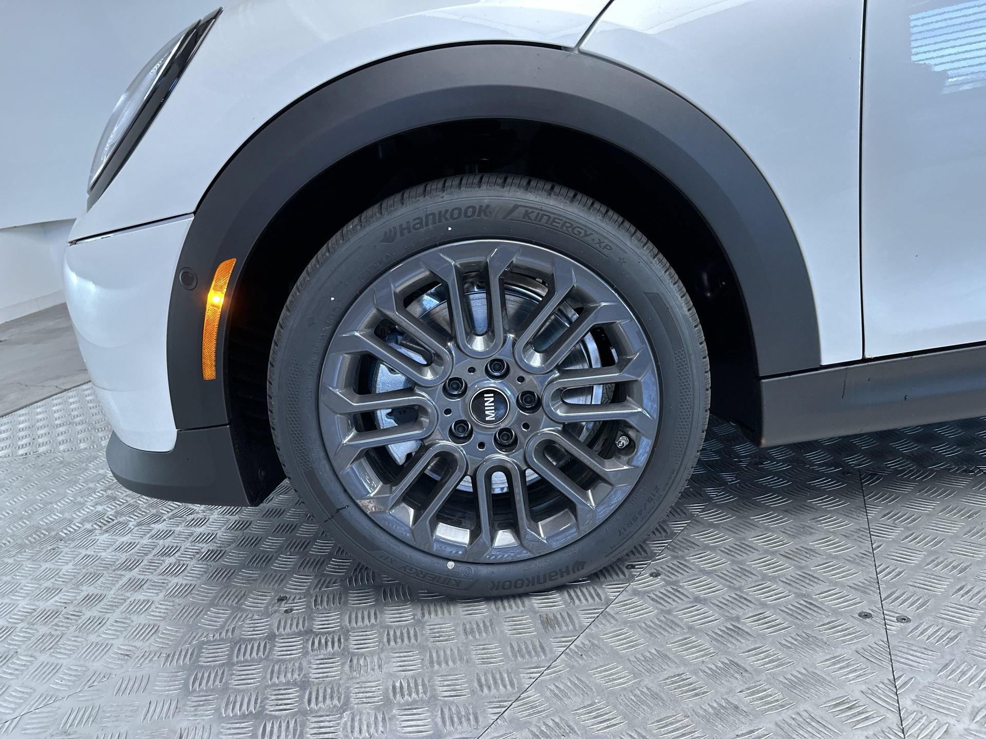 New 2026 MINI Cooper S FWD image 25