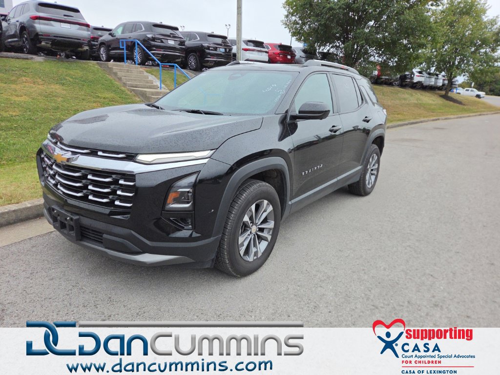 Used 2025 Chevrolet Equinox LT w/ Convenience Package II AWD/4WD image 1