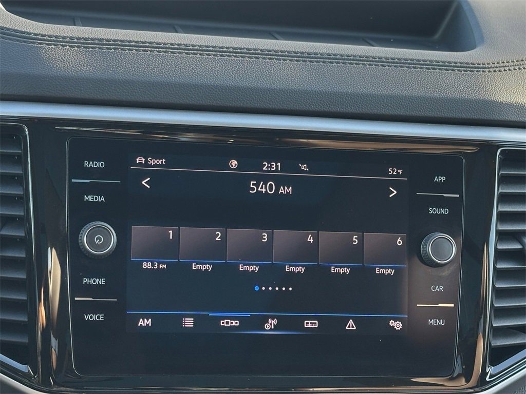 Used 2022 Volkswagen Atlas SE w/ Panoramic Sunroof Package image 14