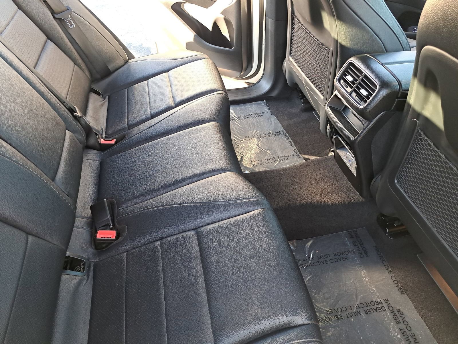 Used 2024 Mercedes-Benz GLE 450e 4MATIC image 11