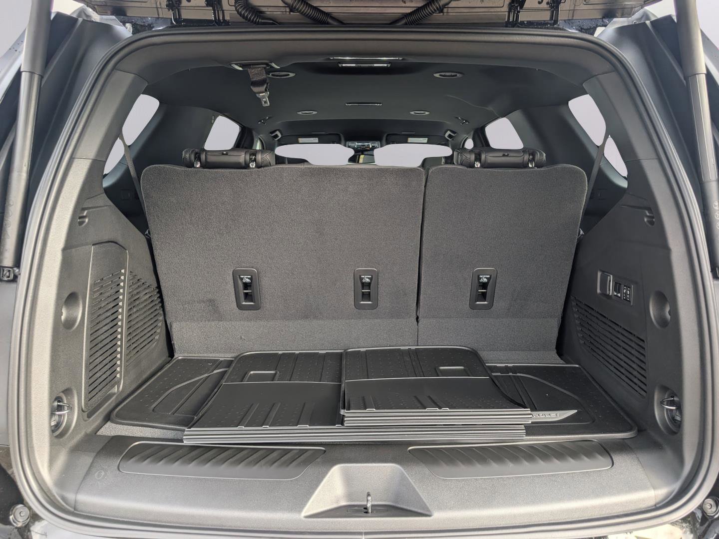 New 2026 Chevrolet Tahoe LT w/ Comfort Package image 35