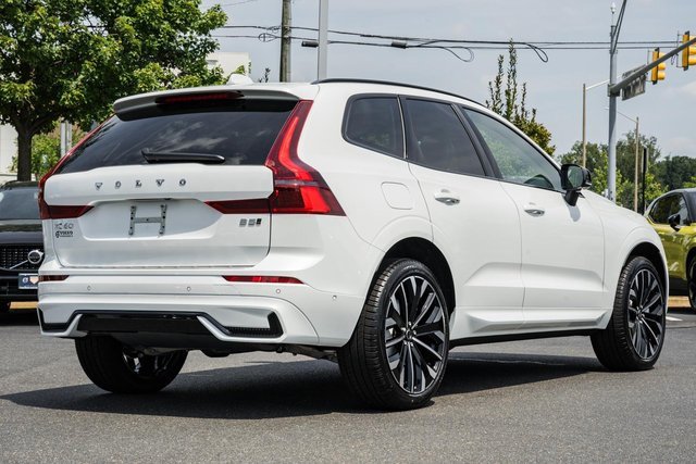 New 2026 Volvo XC60 B5 Ultra w/ Protection Package Premier image 4