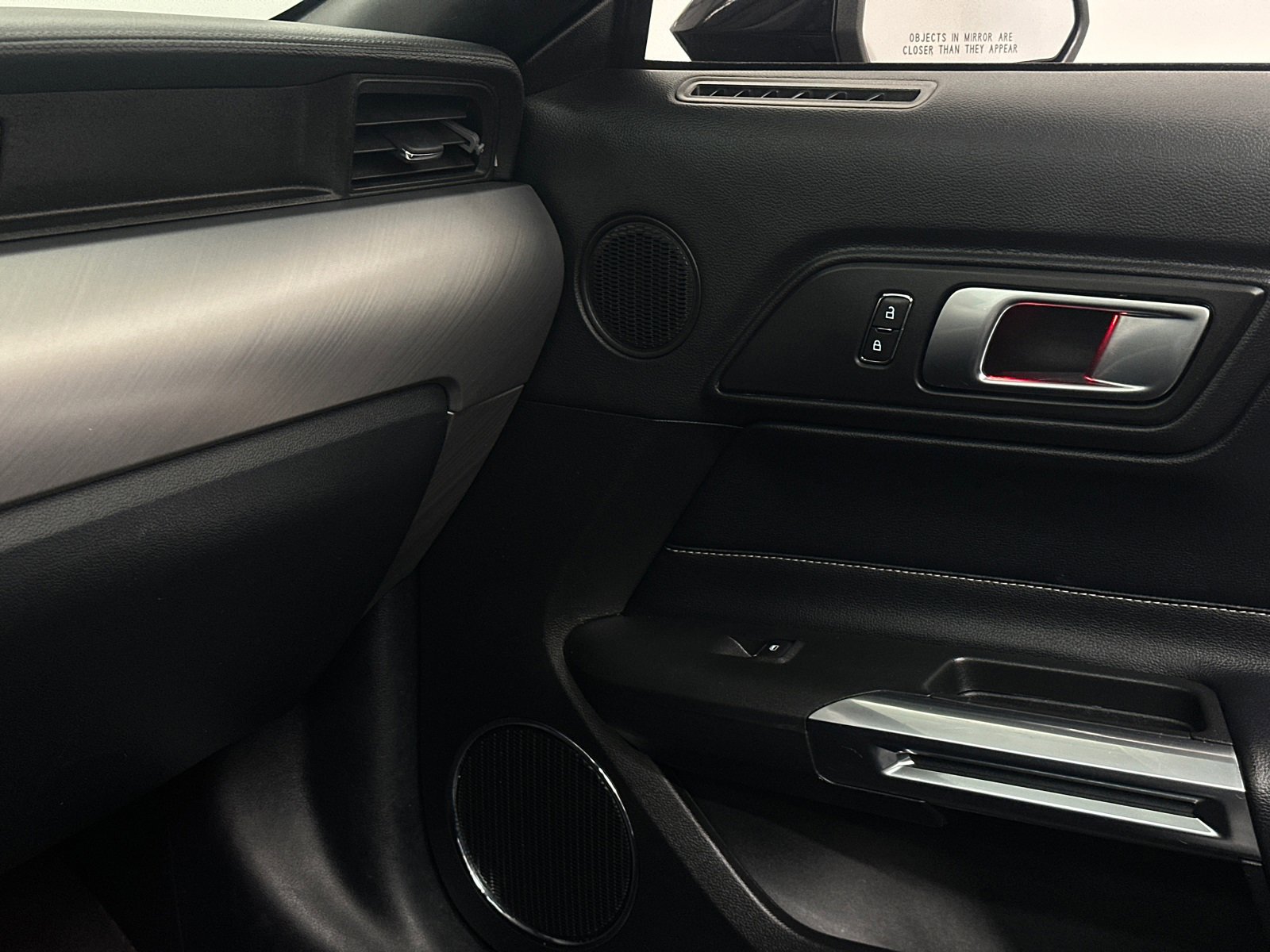 Used 2021 Ford Mustang Premium image 33