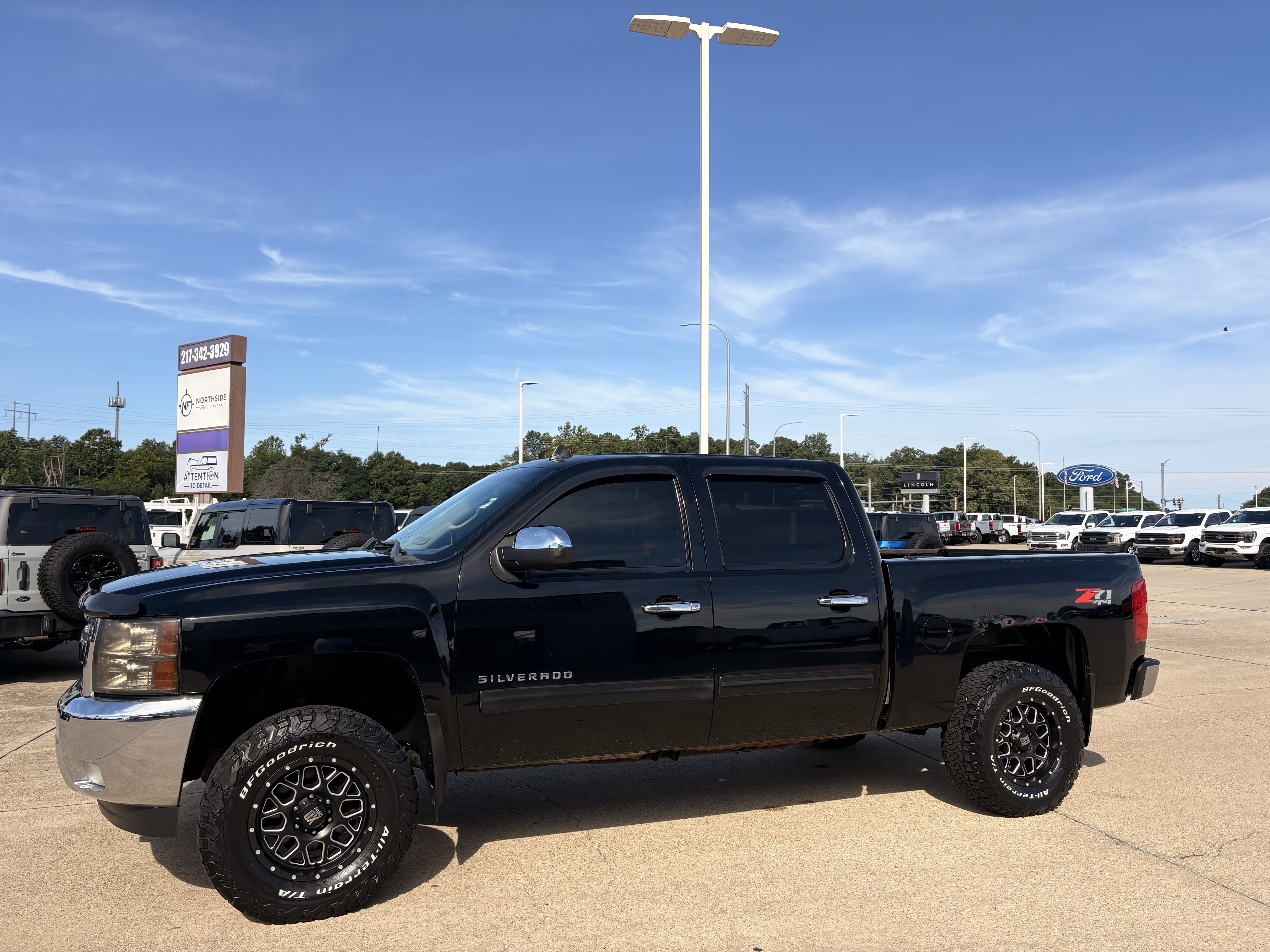 Used 2013 Chevrolet Silverado 1500 LT w/ All-Star Edition AWD/4WD image 3