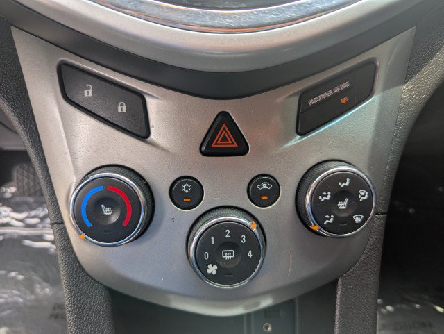 Used 2017 Chevrolet Sonic LT w/ Convenience Package FWD image 20