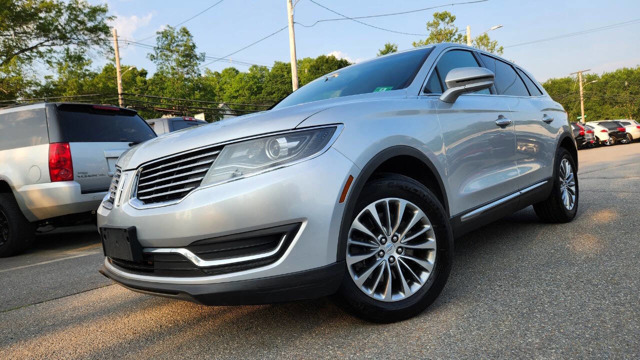 Used 2016 Lincoln MKX Select w/ Select Plus Package image 2