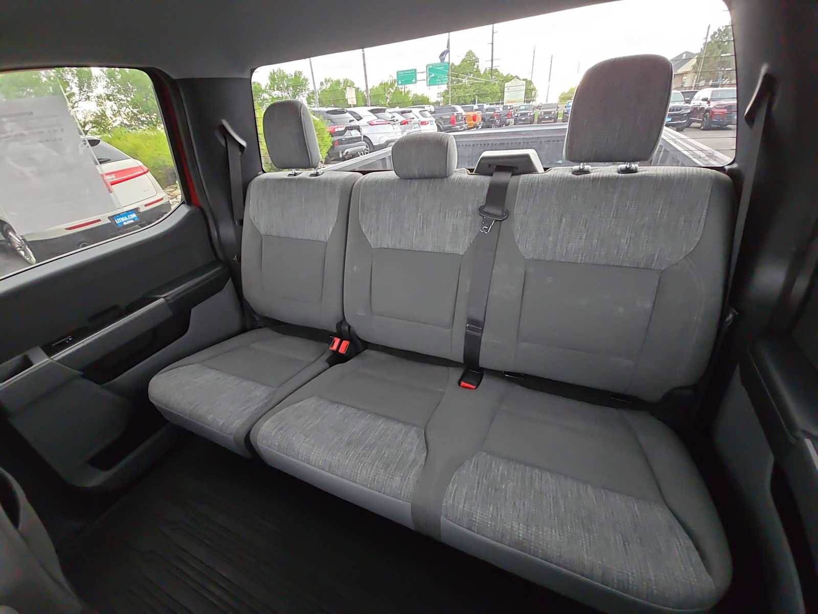 Used 2022 Ford F150 XLT w/ Trailer Tow Package image 24