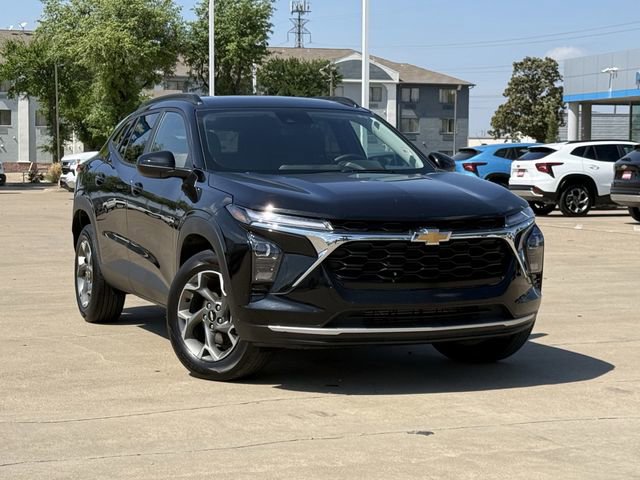 Certified 2025 Chevrolet Trax LT w/ LT Convenience Package FWD video 2