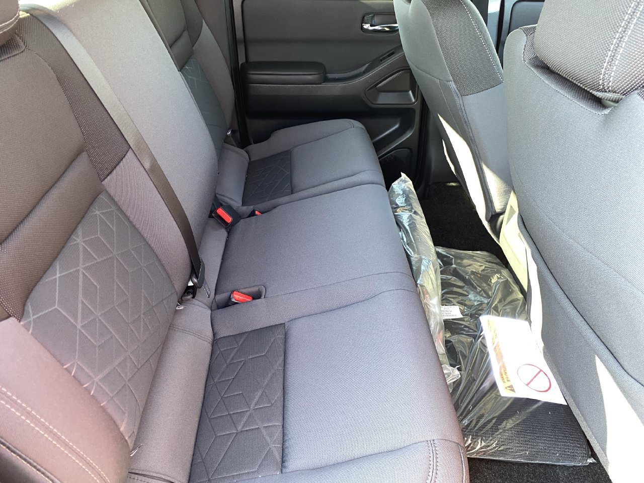New 2027 Nissan Frontier SV RWD image 13