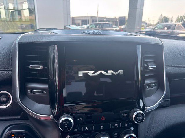 Used 2024 RAM 1500 Laramie AWD/4WD image 18