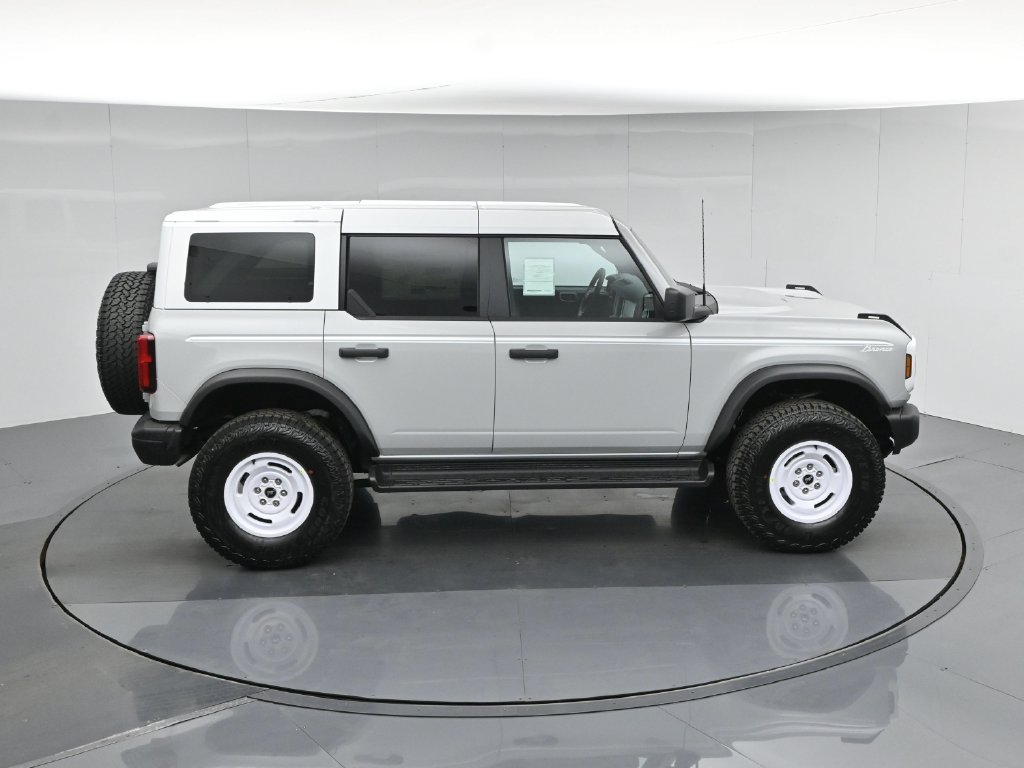 New 2026 Ford Bronco Heritage Edition AWD/4WD image 38
