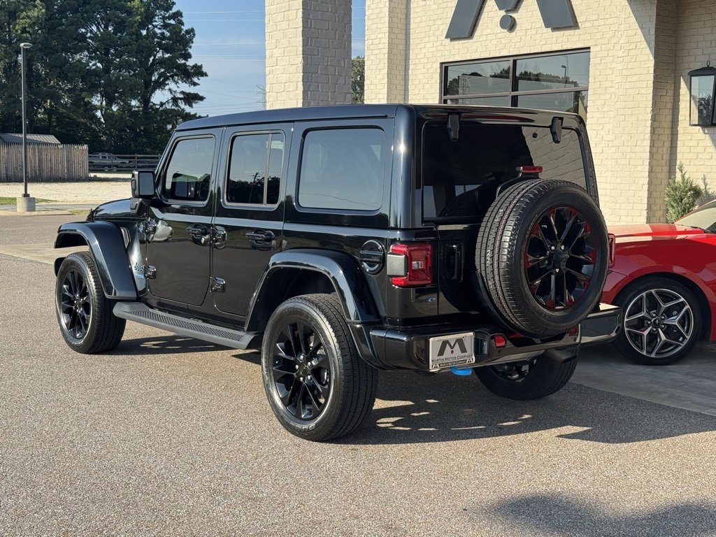 Used 2021 Jeep Wrangler Unlimited Sahara image 9