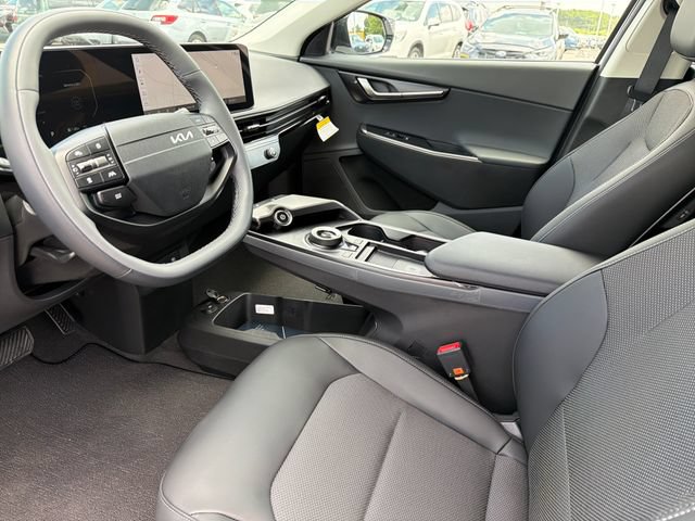 New 2026 Kia EV6 Light RWD image 18
