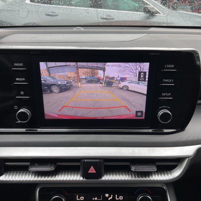 Used 2022 Kia K5 LXS FWD image 13