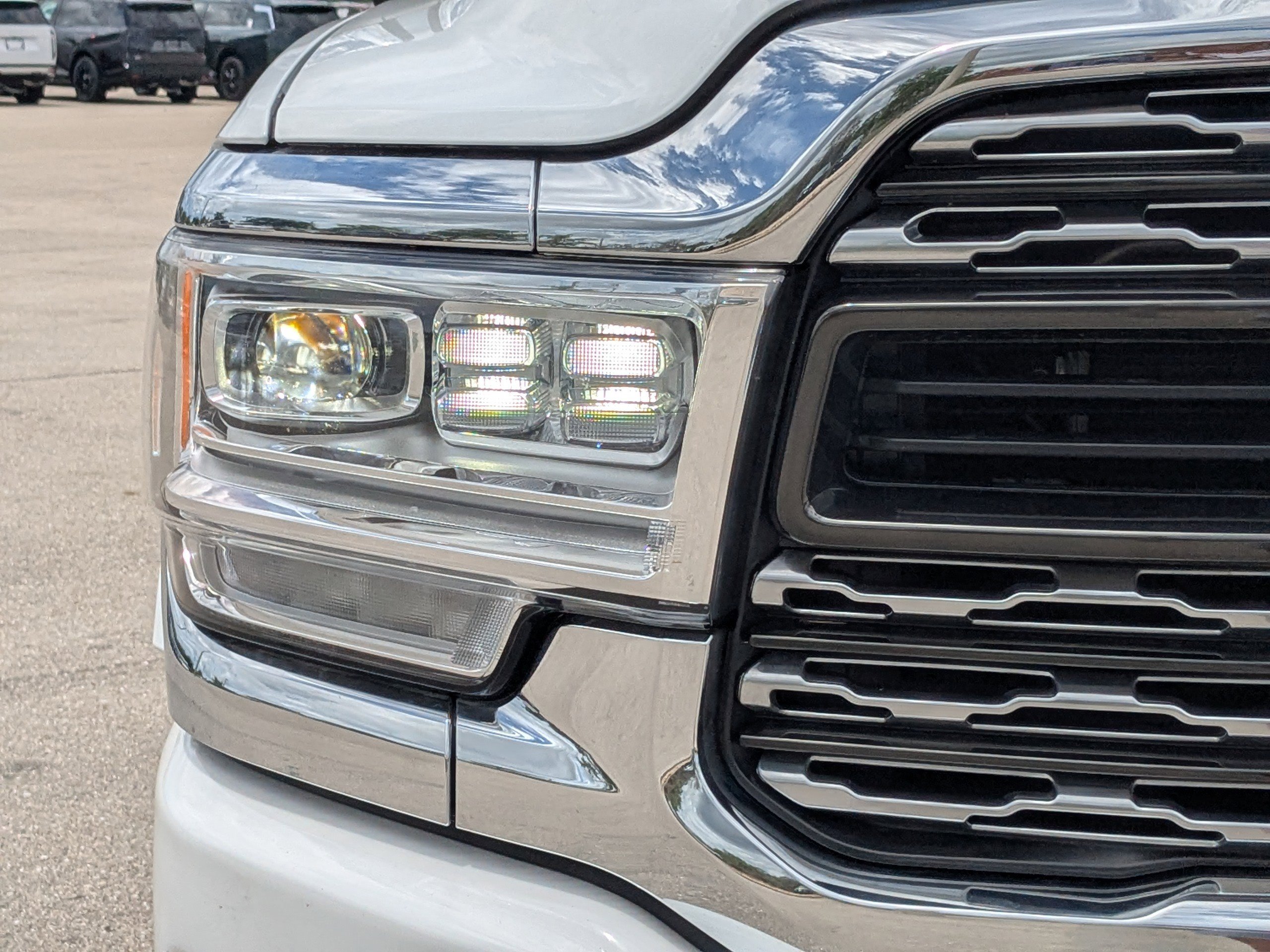 Used 2024 RAM 3500 Limited image 10