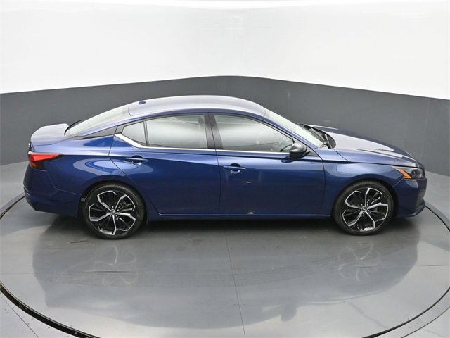 Used 2023 Nissan Altima 2.5 SR image 43