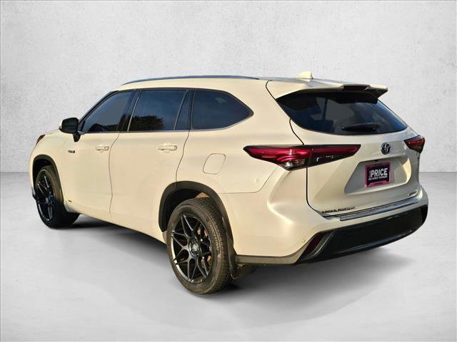 Used 2020 Toyota Highlander Limited image 9