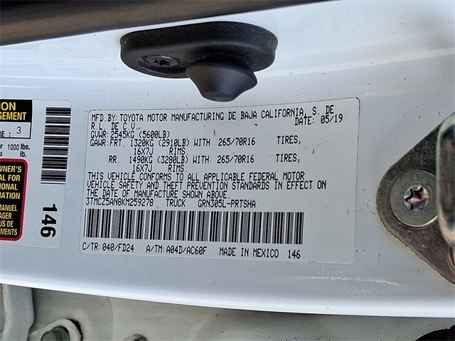 Used 2019 Toyota Tacoma TRD Off-Road image 27