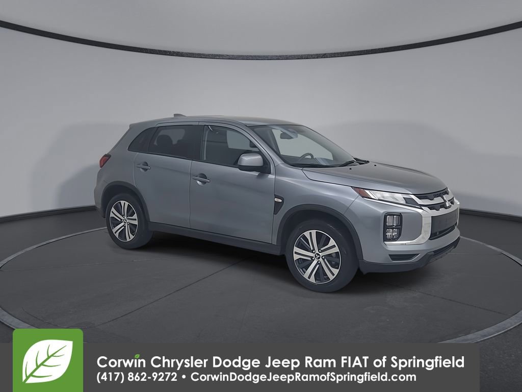 Used 2024 Mitsubishi Outlander Sport SE image 2