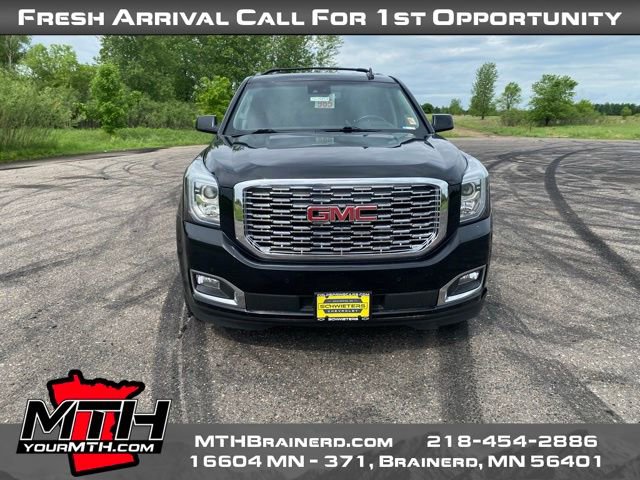 Used 2019 GMC Yukon XL Denali w/ Denali Ultimate Package AWD/4WD image 3