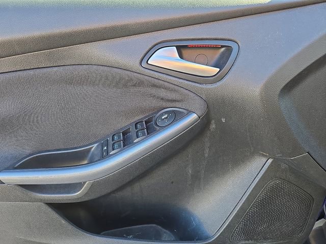 Used 2012 Ford Focus Titanium image 17