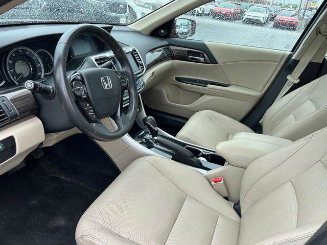 Used 2016 Honda Accord EX-L image 11