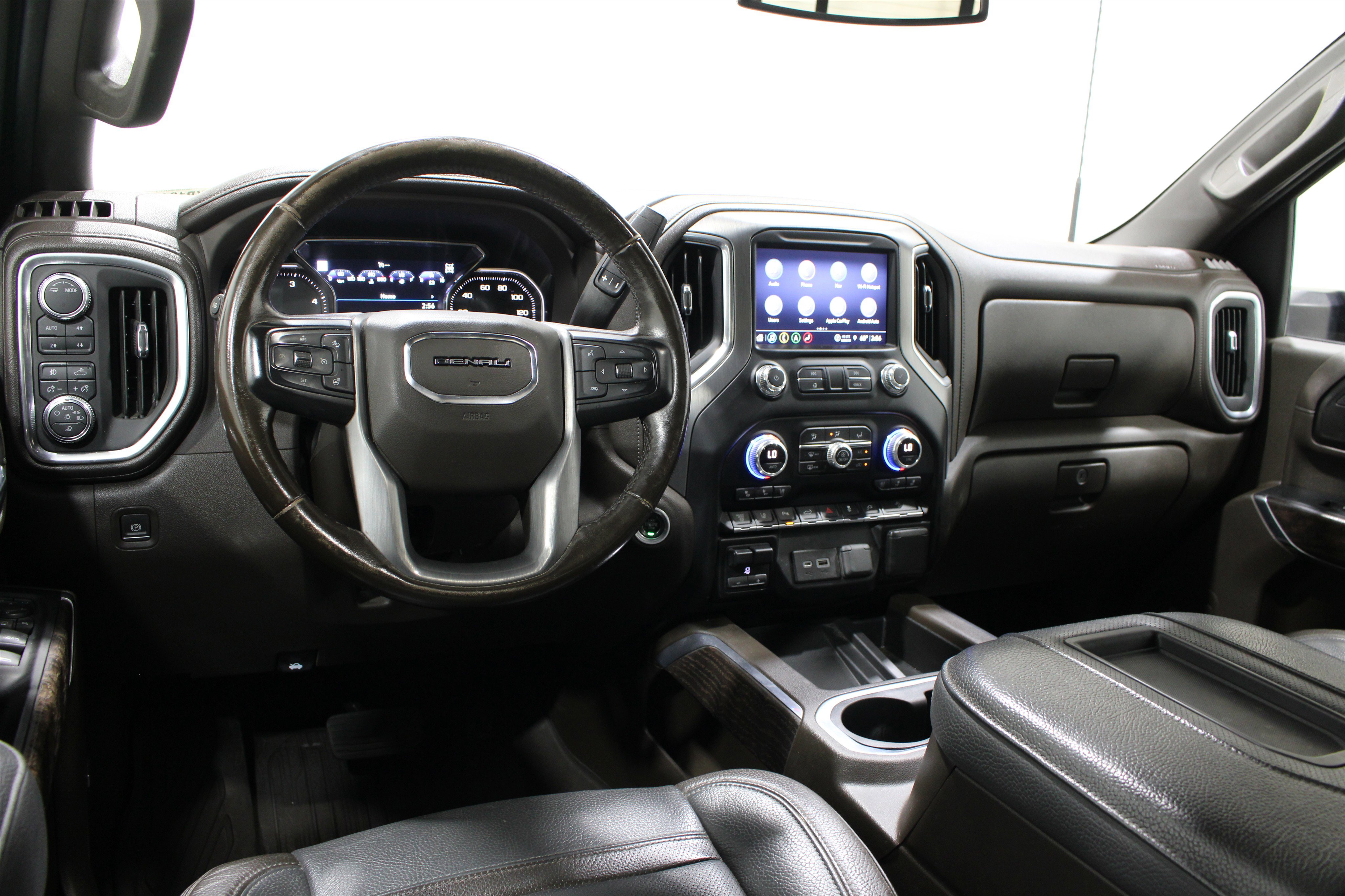 Used 2022 GMC Sierra 2500 Denali AWD/4WD image 2