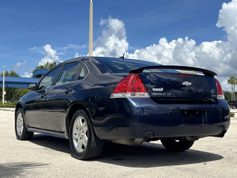 Used 2012 Chevrolet Impala LT FWD image 6