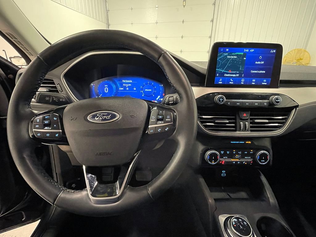 Used 2022 Ford Escape SEL w/ Technology Package image 38