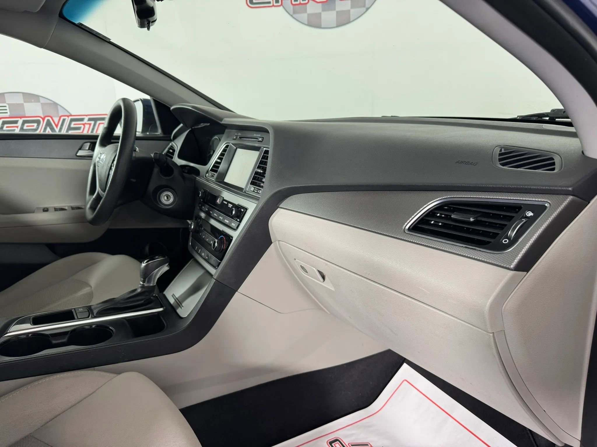Used 2017 Hyundai Sonata SE FWD image 12