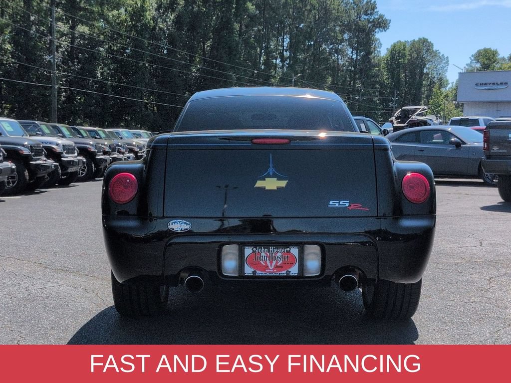 Used 2003 Chevrolet SSR RWD image 4