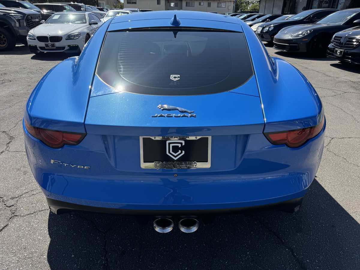 Used 2018 Jaguar F-TYPE Coupe RWD image 5