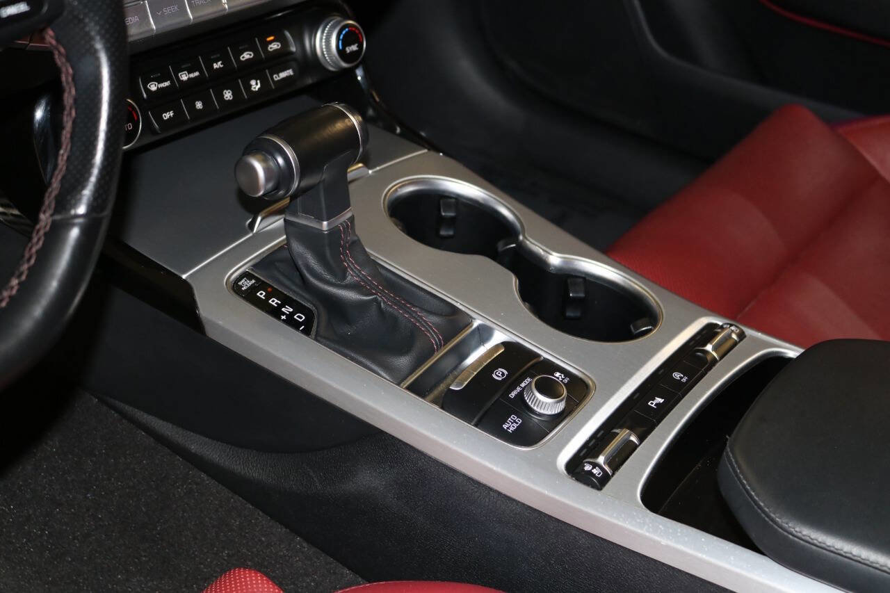Used 2019 Kia Stinger GT1 RWD image 50