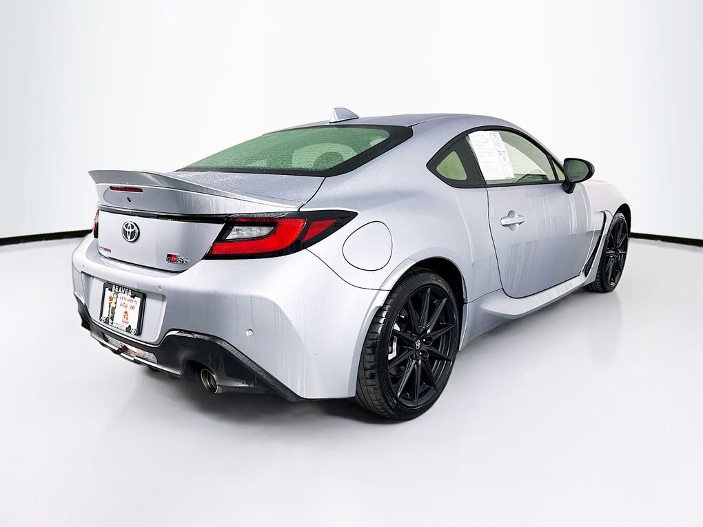 Used 2024 Toyota GR86 Premium image 10