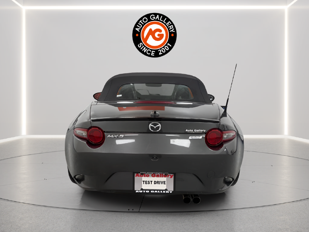 Used 2019 MAZDA MX-5 Miata Grand Touring w/ GT-S Package RWD image 5
