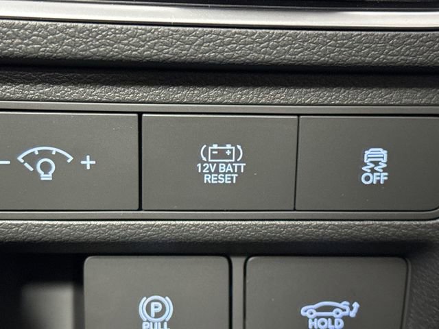 Used 2025 Hyundai Sonata Limited image 29
