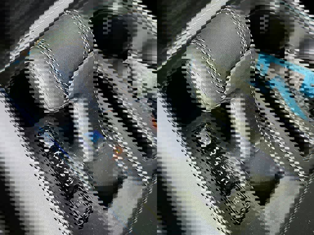 New 2025 Ford F150 Lightning Lariat AWD/4WD image 18