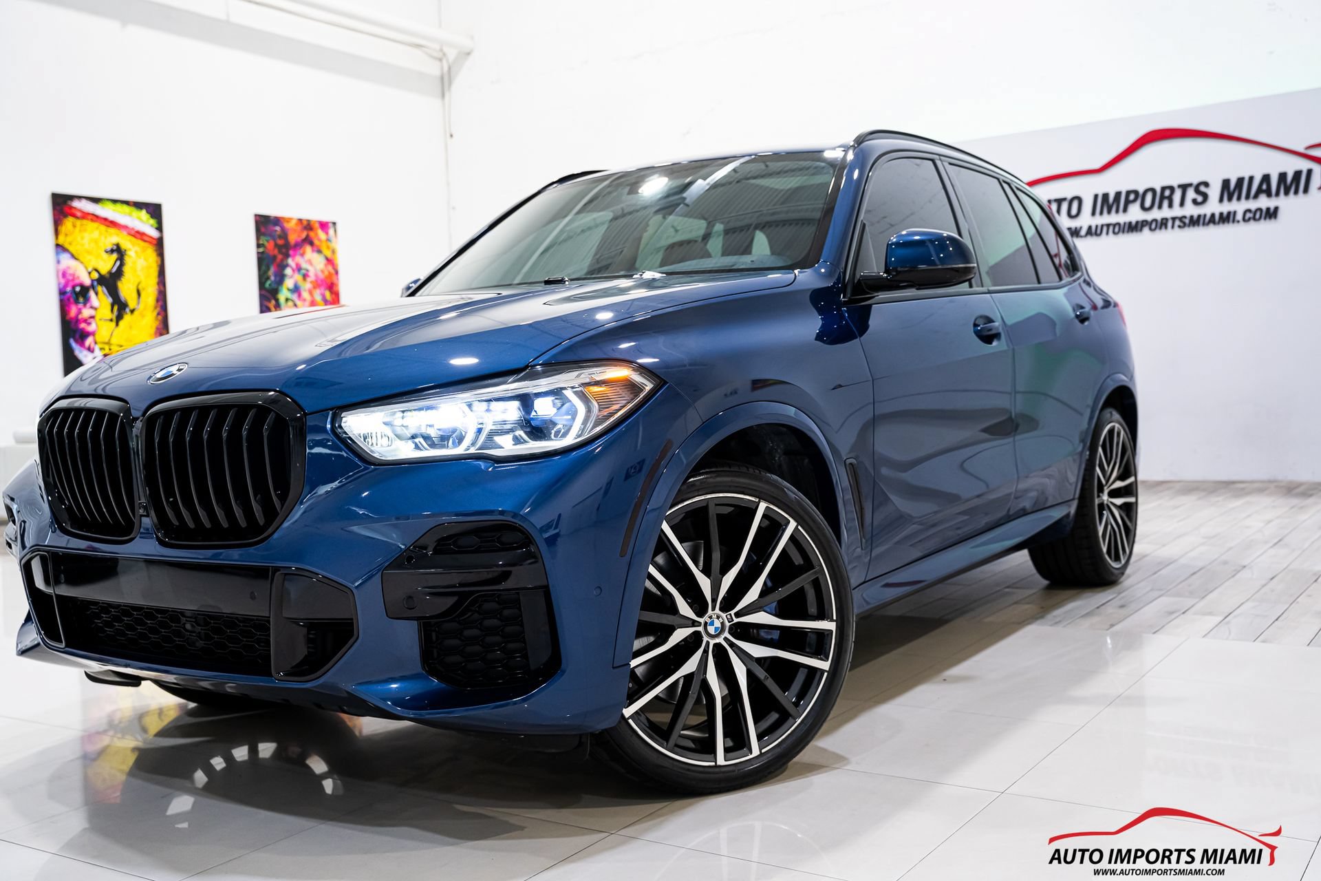Used 2022 BMW X5 xDrive40i w/ M Sport Package AWD/4WD image 34