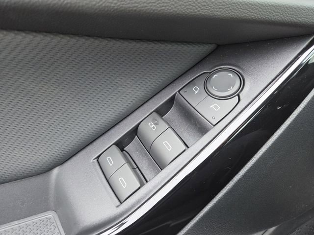New 2026 Chevrolet Equinox LT FWD image 9