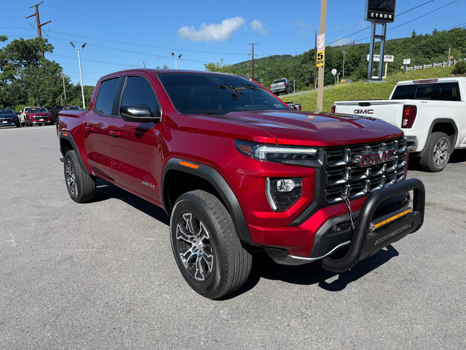 Used 2023 GMC Canyon AT4 w/ LPO, Sports Bar Package AWD/4WD image 7