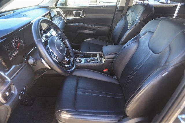 Certified 2023 Kia Sorento EX w/ Panoramic Sunroof Package image 18