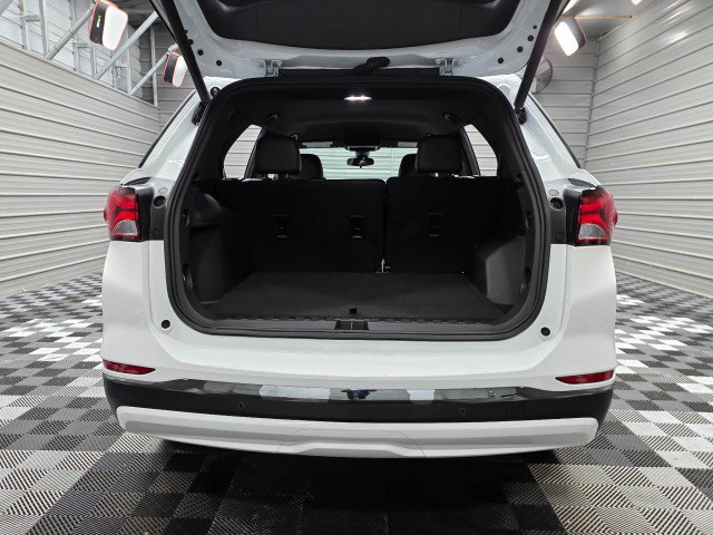 Used 2023 Chevrolet Equinox RS FWD image 35
