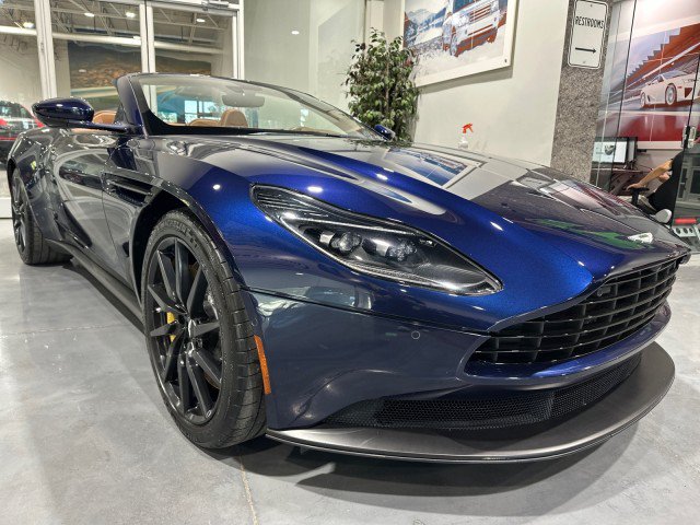 Used 2019 Aston Martin DB11 Volante RWD image 26