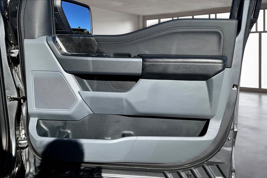 Used 2022 Ford F150 XLT w/ Equipment Group 302A High image 26