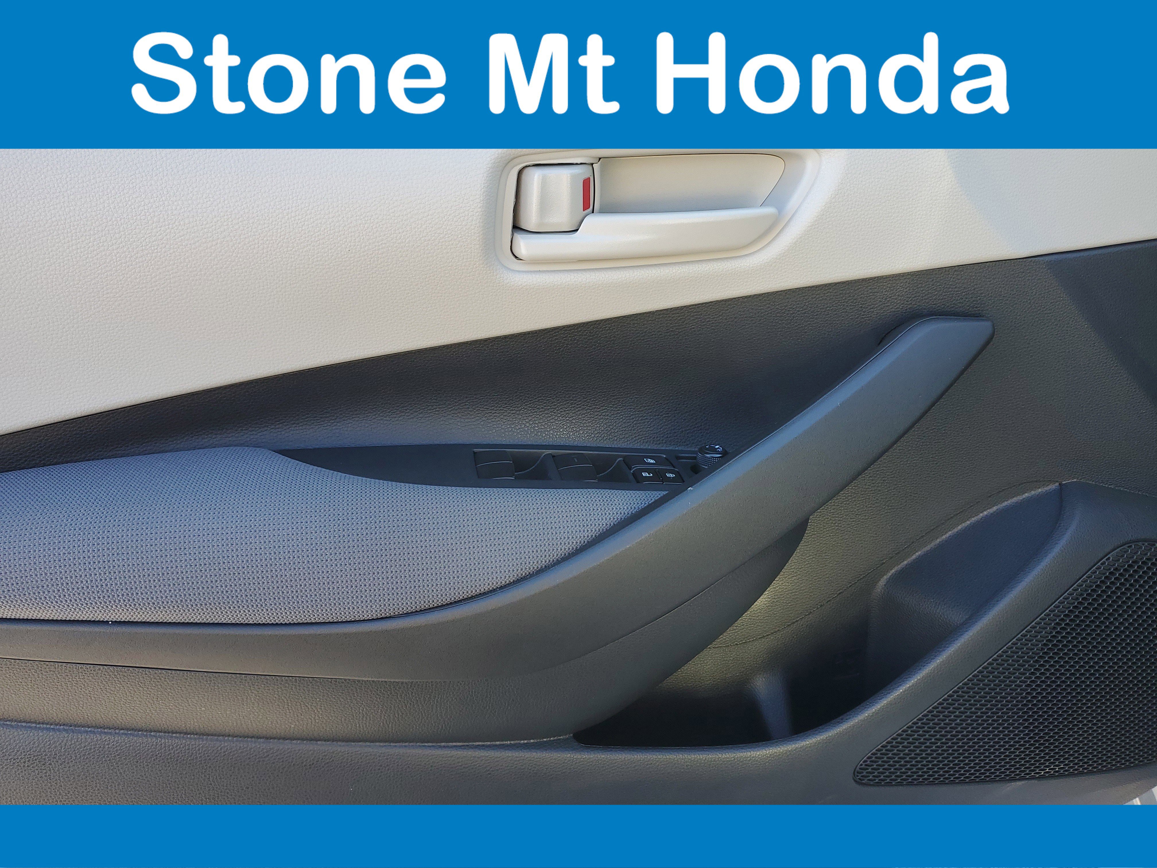 Used 2025 Toyota Corolla LE image 16